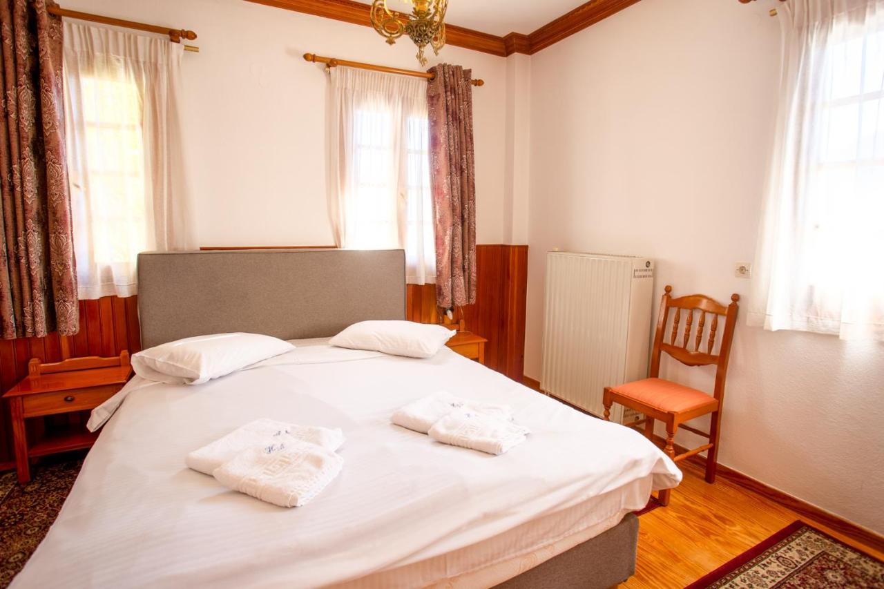 מצובון Hotel Adonis מראה חיצוני תמונה